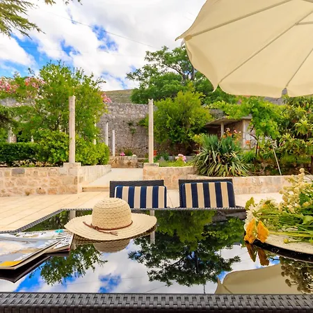 بيت للعطل Hedera Estate, House Hedera V