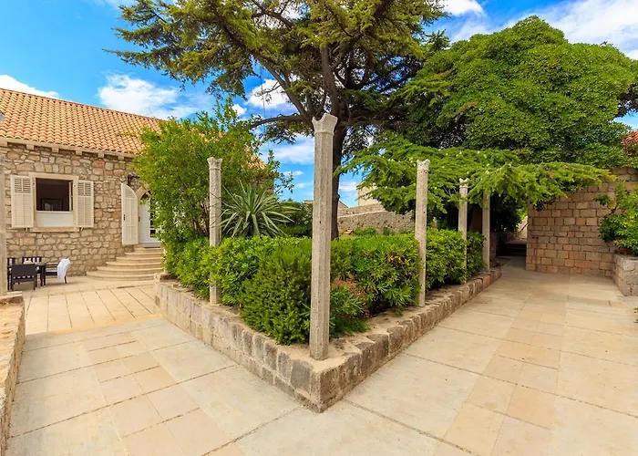 Hedera Estate, House Hedera V בית נופש *