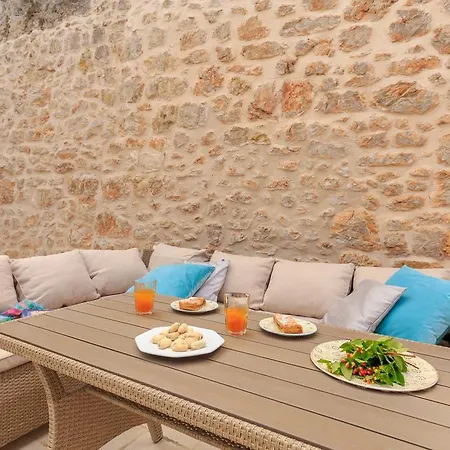House Hedera V Vakantiehuis *